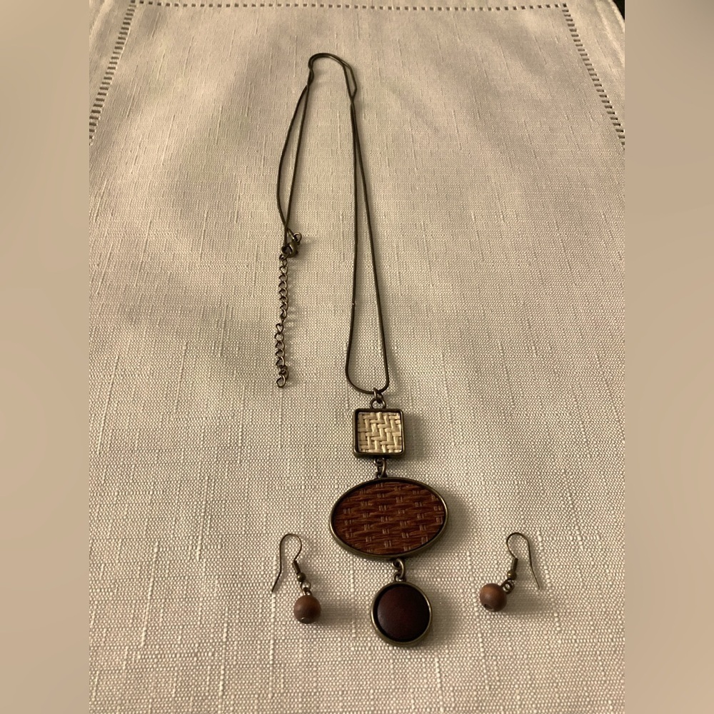 Antique Gold Long Necklace and Earrings